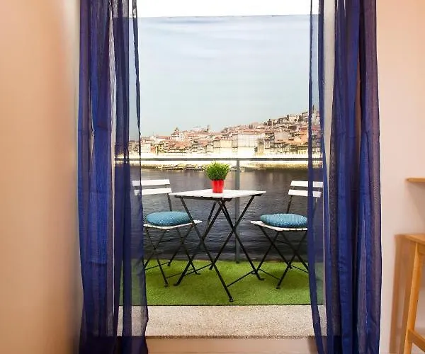 Casa vacanze Blue Lapa - Spacious Family With Winter Garden *