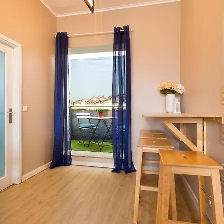 Dom wakacyjny Blue Lapa - Spacious Family With Winter Garden Porto